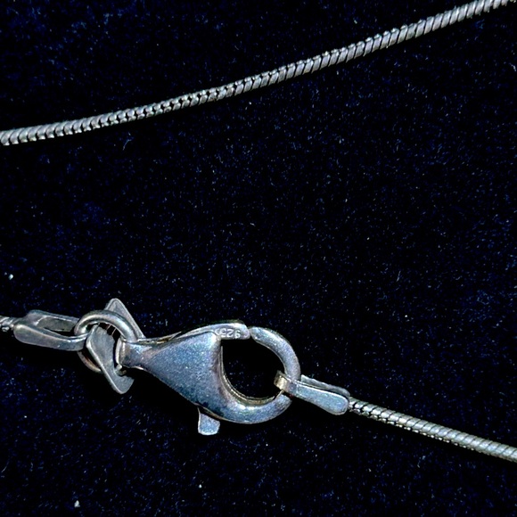 Large Marano Glass Pendant on a Sterling Silver Chain - Picture 3 of 5